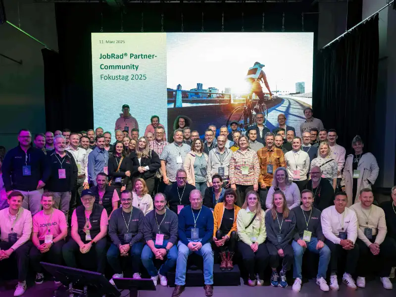 Gruppenfoto der Teilnehmenden am JobRad Partner Community Event 2025